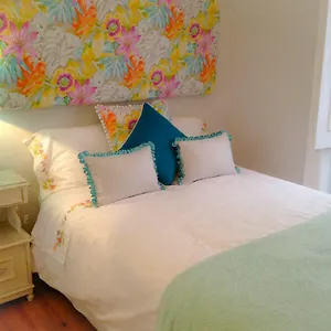 https://shabby-chic-flat-2.hotels-lisbon-portugal.com